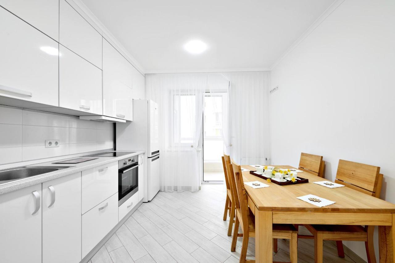 Квартира Для Вас Карла Мікльоша 7 Lägenhet Lviv Exteriör bild