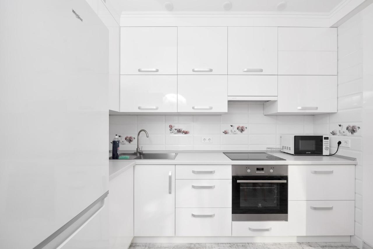 Квартира Для Вас Карла Мікльоша 7 Lägenhet Lviv Exteriör bild