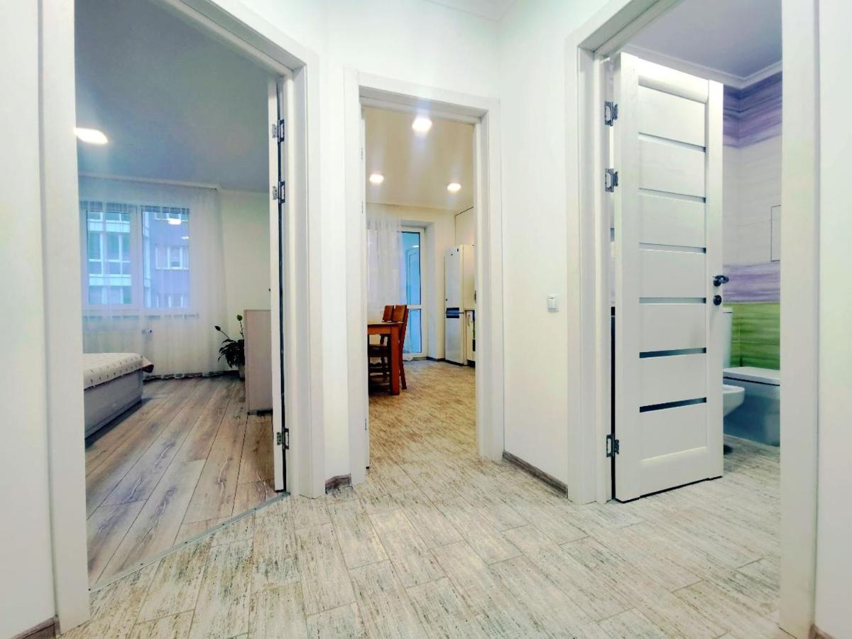 Квартира Для Вас Карла Мікльоша 7 Lägenhet Lviv Exteriör bild