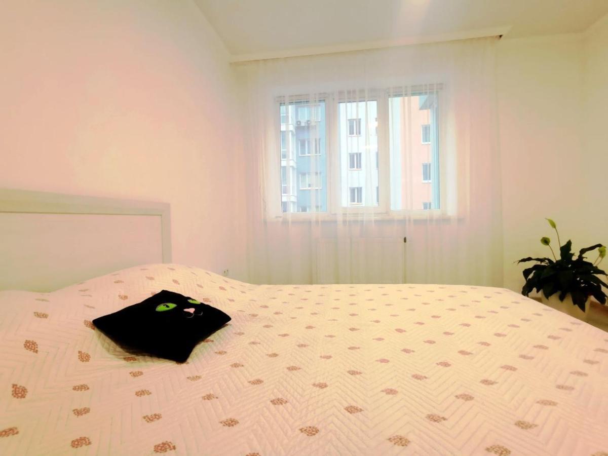 Квартира Для Вас Карла Мікльоша 7 Lägenhet Lviv Exteriör bild